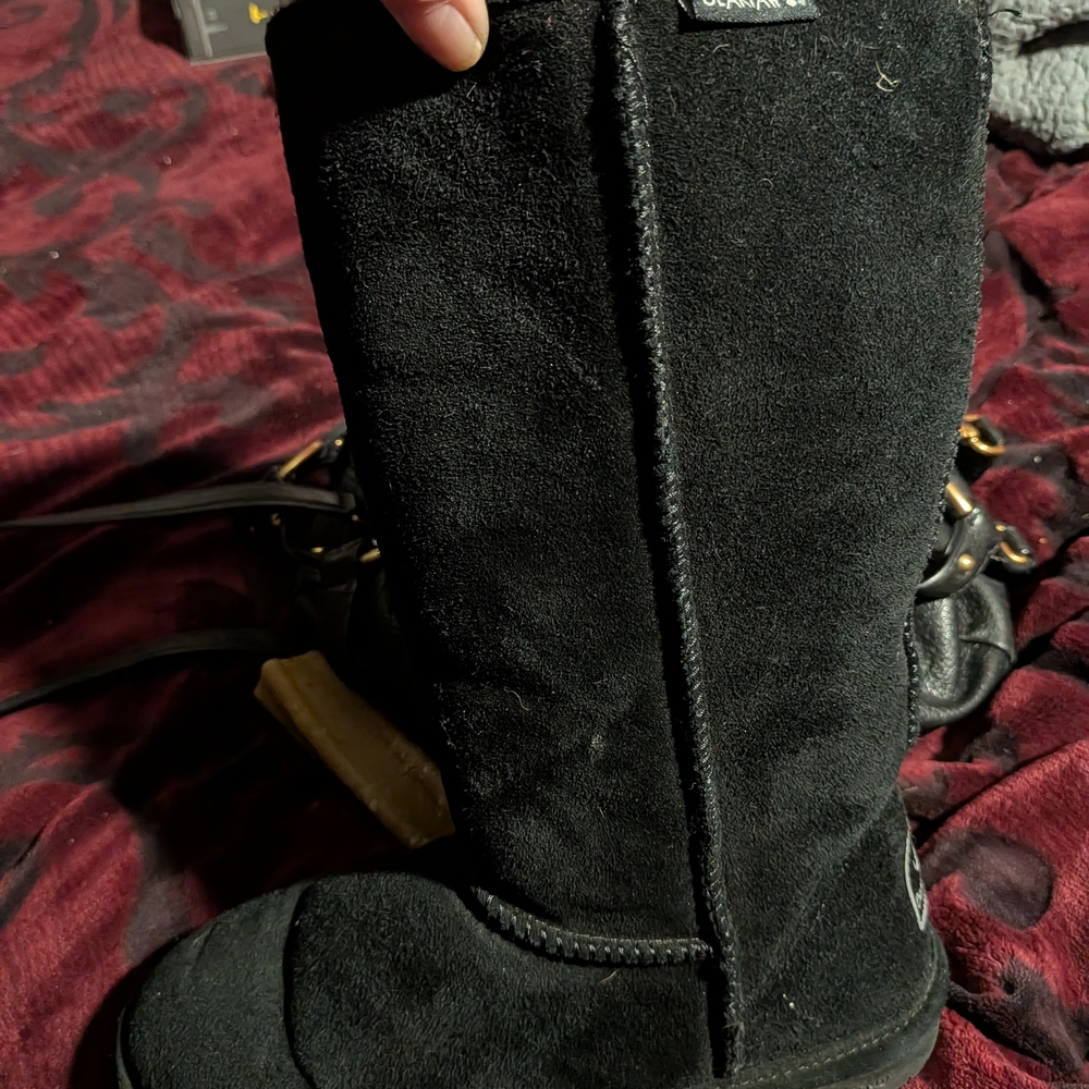BearPaw Black Winter Boots
